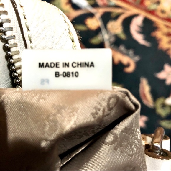 GUC MICHAEL Michael Kors Signature Canvas Satchel - Picture 13 of 15